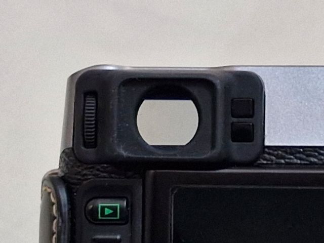 กล้อง Fujifilm x100s สภาพ 98เปอร์เซ็นต์ ไร้ฝ้าไร้รา ชัตเตอร์น้อยดูแลอย่างดีไร้รอย รูปที่ 6