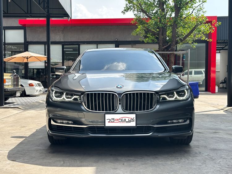 BMW Series 7 2018 740Le Sedan ปลั๊กอินไฮบริด (PHEV) เกียร์อัตโนมัติ เทา รูปที่ 2