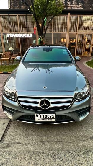 รถ Mercedes-Benz E-Class E350e สี เทา