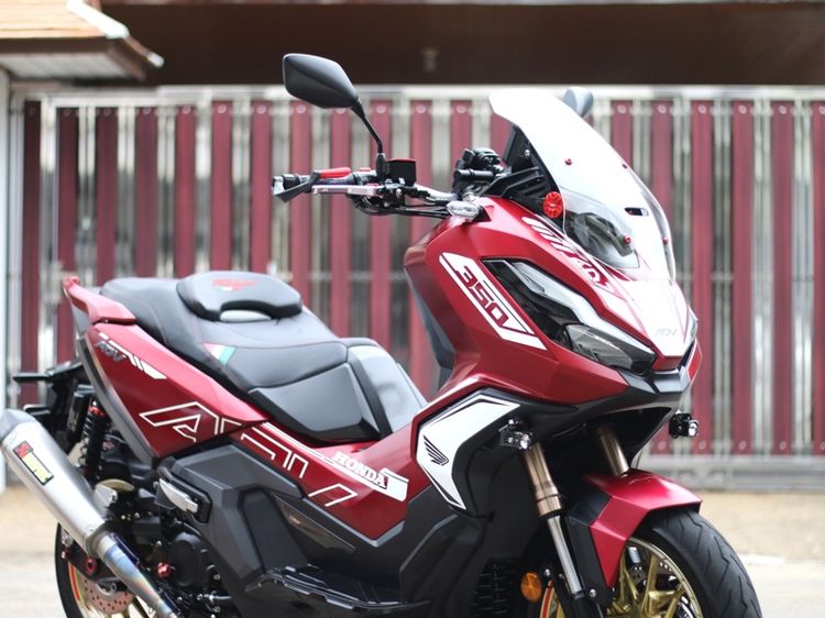 Honda ADV 350 ปี 2022 ทัวร์ริ่งก็ซิ่งได้ของแต่งเต็มลำ รูปที่ 4