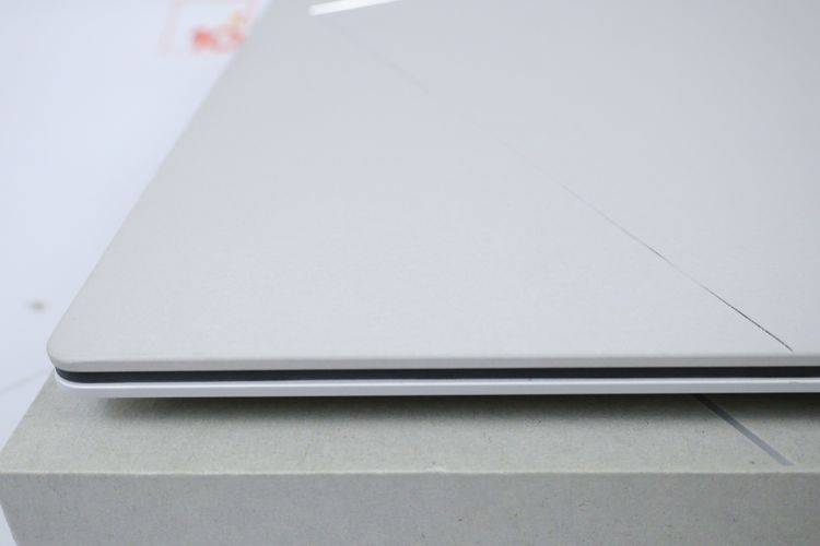 ASUS ZENBOOK S 16 OLED Ryzen AI 9 HX 370 RAM32.1TB รูปที่ 5