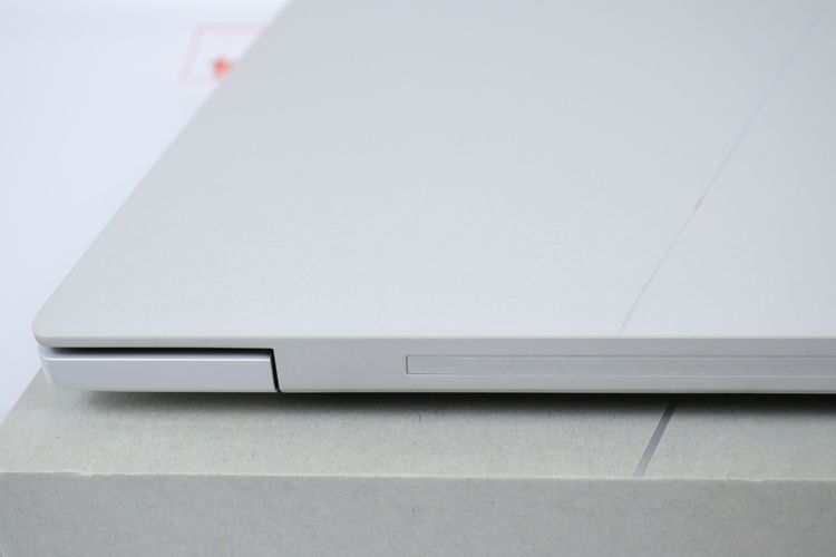 ASUS ZENBOOK S 16 OLED Ryzen AI 9 HX 370 RAM32.1TB รูปที่ 8