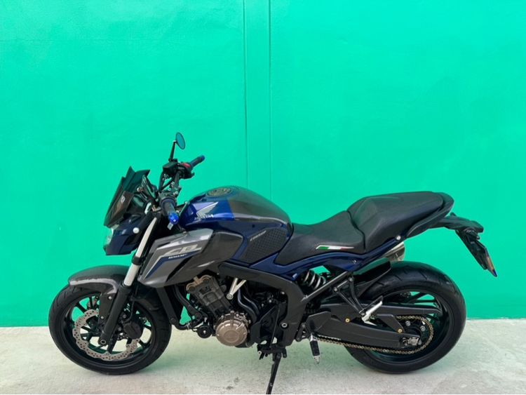 Honda CB650F สีน้ำเงิน ปี17จด18 รูปที่ 16