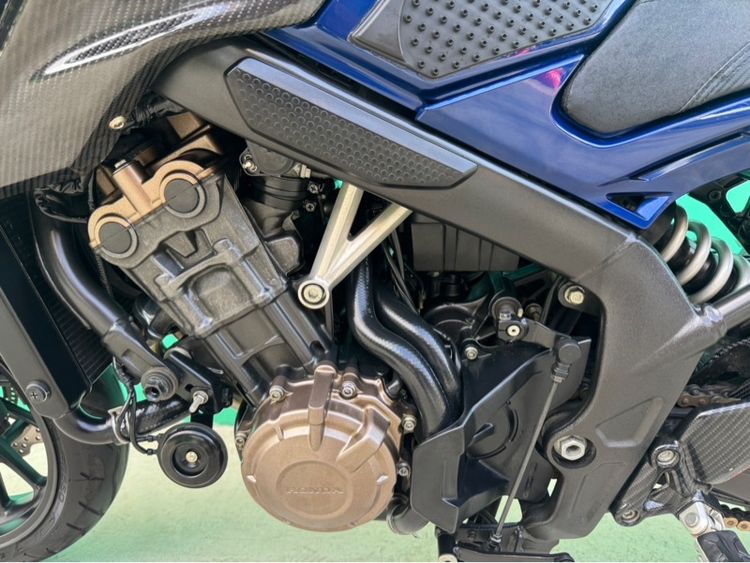 Honda CB650F สีน้ำเงิน ปี17จด18 รูปที่ 17