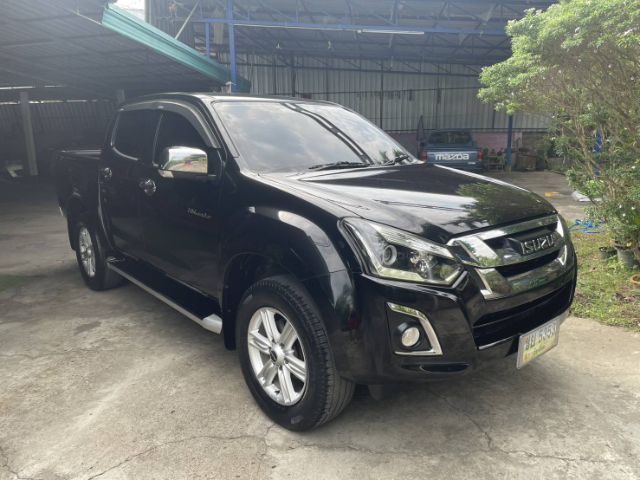 Isuzu D-MAX 2017 1.9 Hi-Lander Ddi ดีเซล เกียร์ธรรมดา ดำ รูปที่ 4