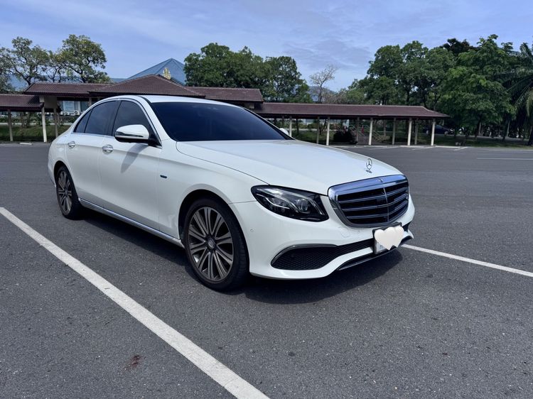 Mercedes-Benz E-Class 2018 E350 Sedan เบนซิน ไม่ติดแก๊ส เกียร์อัตโนมัติ ขาว รูปที่ 3