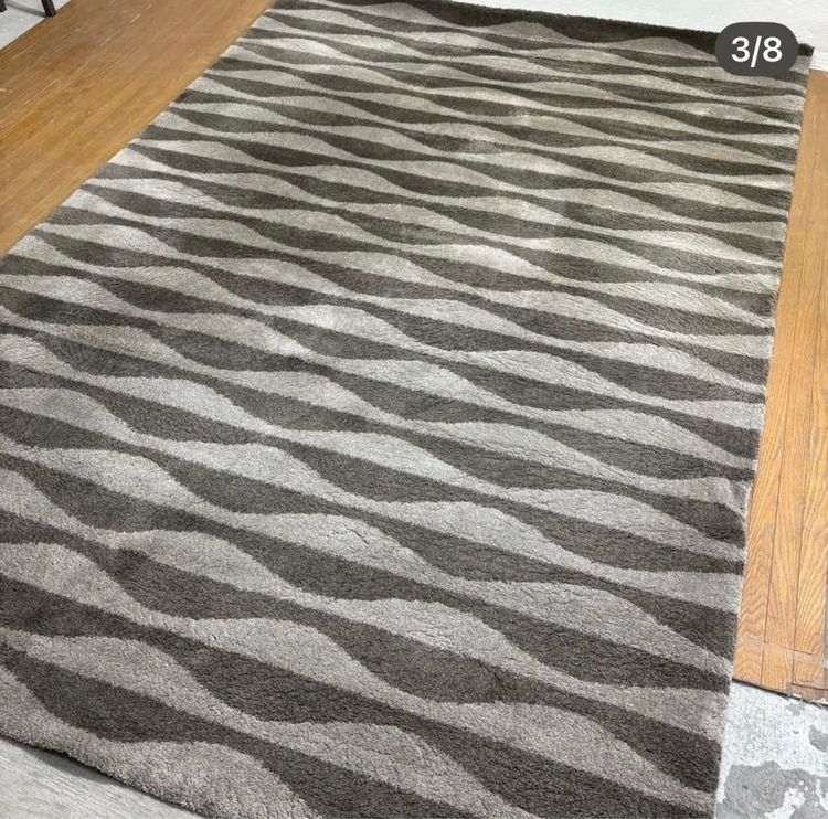 🔥พรมรุ่น IKEA MULLERUP สภาพโดยรวมยังดีมากค่ะ อาจมีร่องรอยการใช้งานเดิมมาบ้าง วัสดุดีมากแนะนำเลยค่ะ ไซส์ใหญ่ด้วย รูปที่ 3