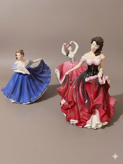 แท้ ตุ๊กตาพอร์ซเลนสะสมจาก Royal Doulton ประเทศอังกฤษ