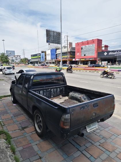 รถ Isuzu TFR ปี 91-97 2.5 Space Cab สี ดำ