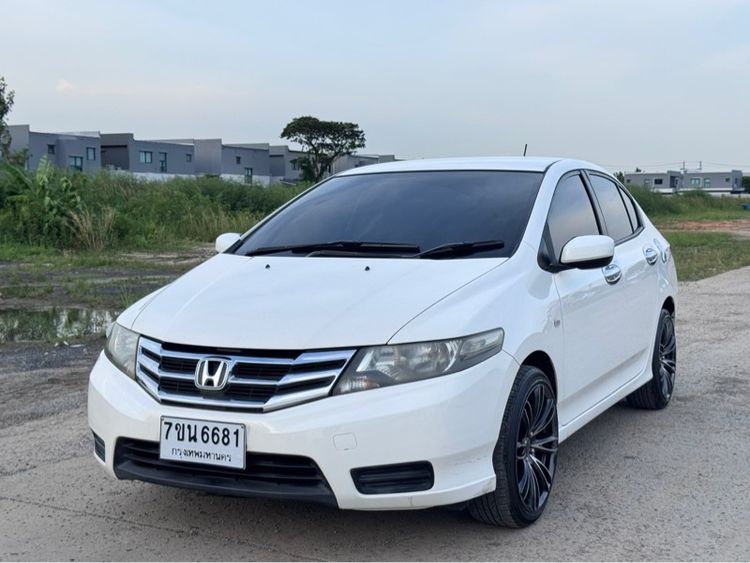 รถ Honda City 1.5 S สี ขาว