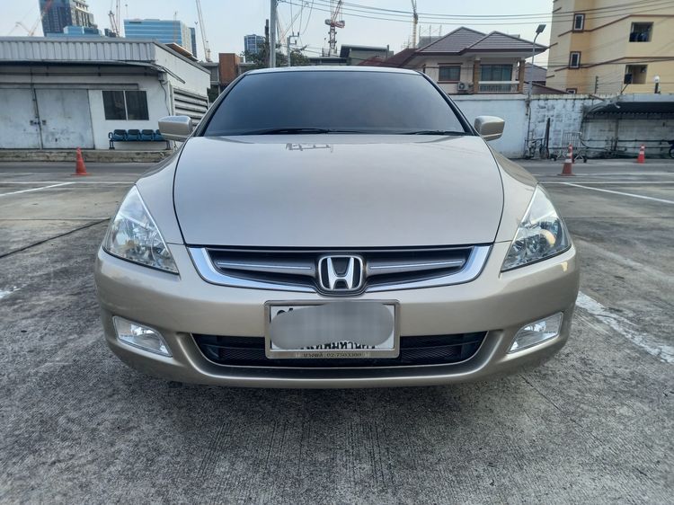 รถ Honda Accord 2.4 EL สี ทอง