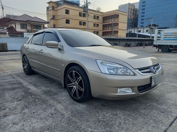 Honda Accord 2004 2.4 EL Sedan เบนซิน LPG เกียร์อัตโนมัติ ทอง รูปที่ 2