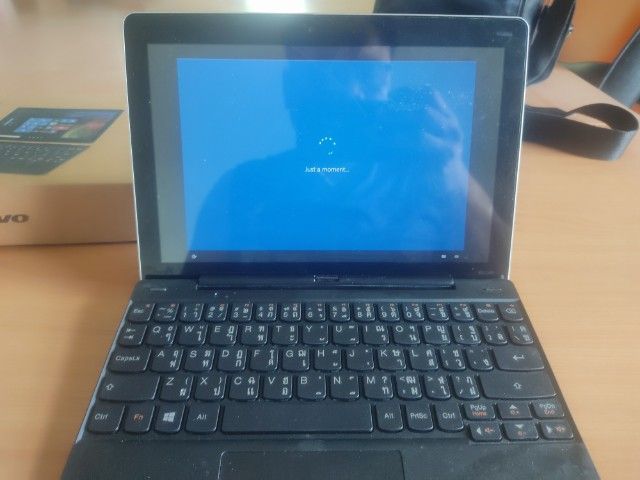 โน๊ตบุ๊ค Lenovo ldeaPad  Miix 300

 รูปที่ 6
