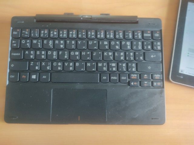 โน๊ตบุ๊ค Lenovo ldeaPad  Miix 300

 รูปที่ 3