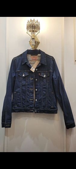 เสื้อแจ๊คเก็ตผู้หญิงไซส์Lสียีนเข้มซื้อมามือ1ใส่ไม่ได้ซื้อมา2,890บาทขายราคา1,250บาทพร้อมส่งคะมี1ตัวคะ รูปที่ 2