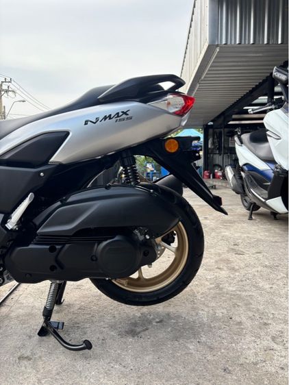 nmax ตัวท้อป yconectไมล์น้อย รูปที่ 5