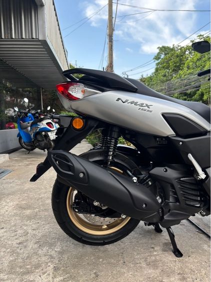 nmax ตัวท้อป yconectไมล์น้อย รูปที่ 9
