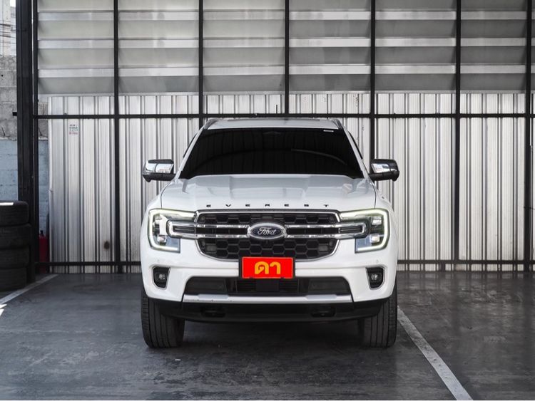 Ford Everest 2024 2.0 Bi-Turbo Titanium+ 4WD Utility-car ดีเซล เกียร์อัตโนมัติ ขาว รูปที่ 2