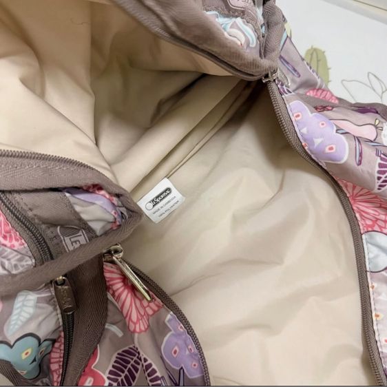 lesportsac รูปที่ 5
