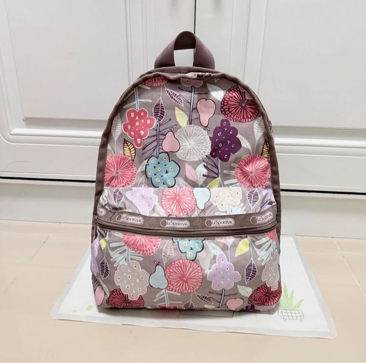 lesportsac