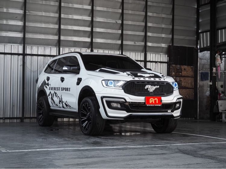 Ford Everest 2022 2.0 Titanium Sport Utility-car ดีเซล ไม่ติดแก๊ส เกียร์อัตโนมัติ ขาว รูปที่ 2