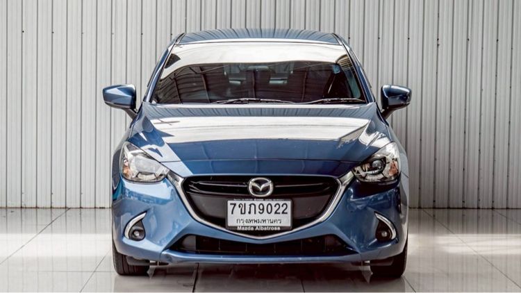 รถ Mazda Mazda 2 1.5 XD สี น้ำเงิน