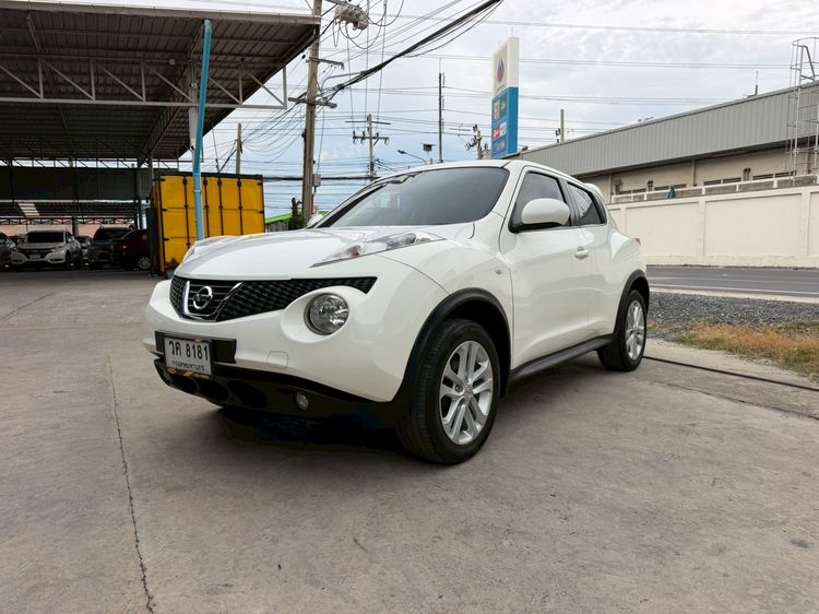 Nissan Juke 2014 1.6 V Utility-car เบนซิน ไม่ติดแก๊ส เกียร์อัตโนมัติ ขาว รูปที่ 2