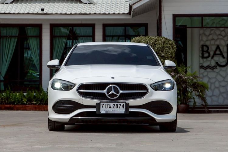 Mercedes-Benz C-Class 2022 C220 CDI Sedan ดีเซล ไม่ติดแก๊ส เกียร์อัตโนมัติ ขาว