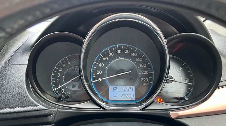 Toyota Vios 2019 1.5 Mid Sedan เบนซิน ไม่ติดแก๊ส เกียร์อัตโนมัติ เทา