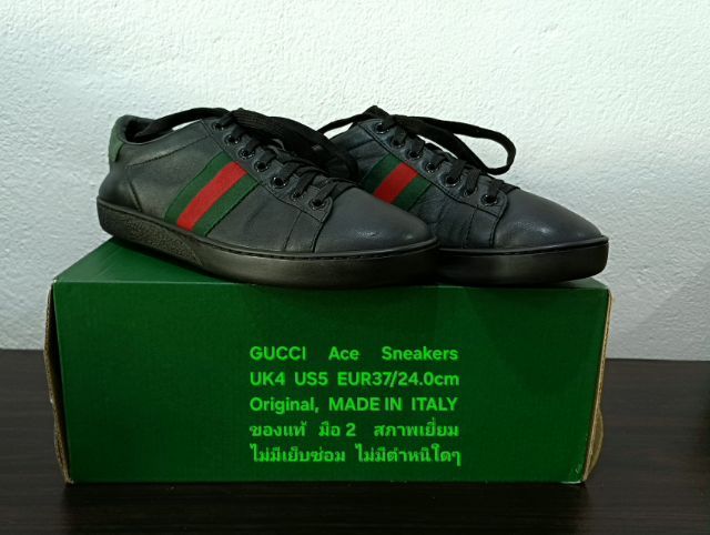 GUCCI Ace Sneakers, Unisex 4UK 37EU(24.0cm) Original MADE IN ITALY ของแท้ มือ 2 สภาพเยี่ยม, รองเท้า Gucci หนังแท้ พื้นเต็ม ไม่มีตำหนิใดๆ รูปที่ 4