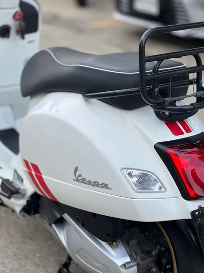 Vespa GTS300 hpe Racing sixties  รูปที่ 15