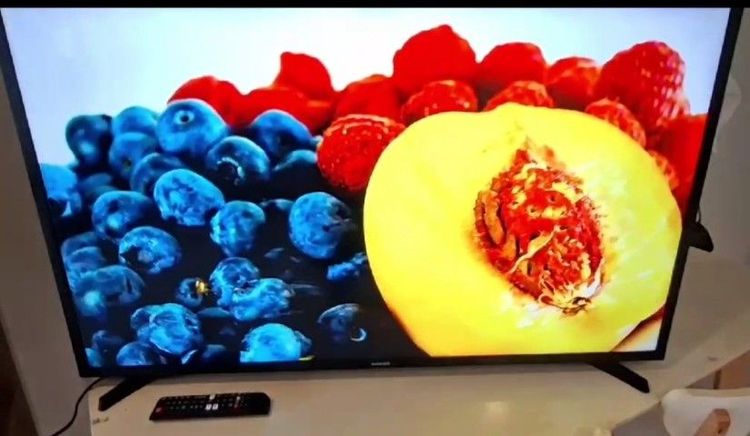 Samsung smart TV 4K 48 นิ้ว