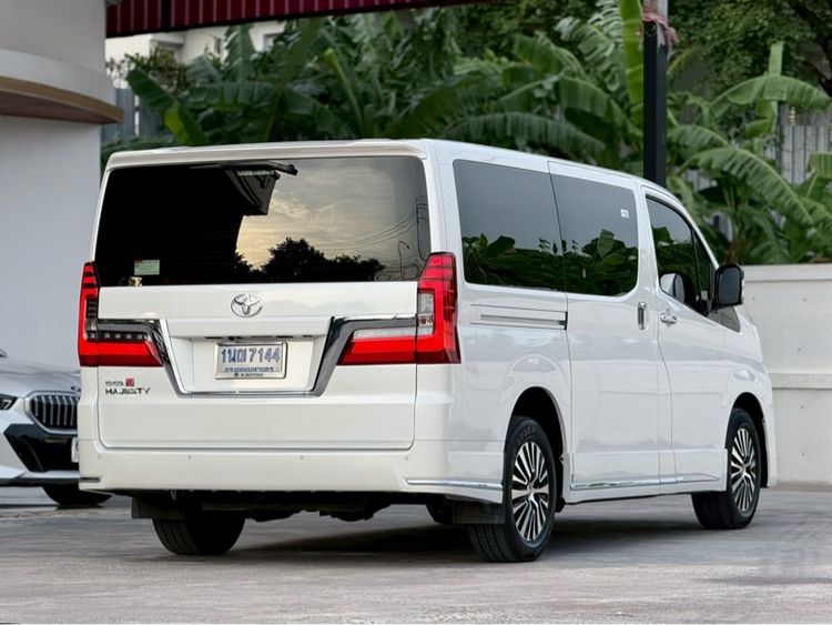 Toyota Majesty 2025 2.8 Grand Van ดีเซล ไม่ติดแก๊ส เกียร์อัตโนมัติ ดำ รูปที่ 4