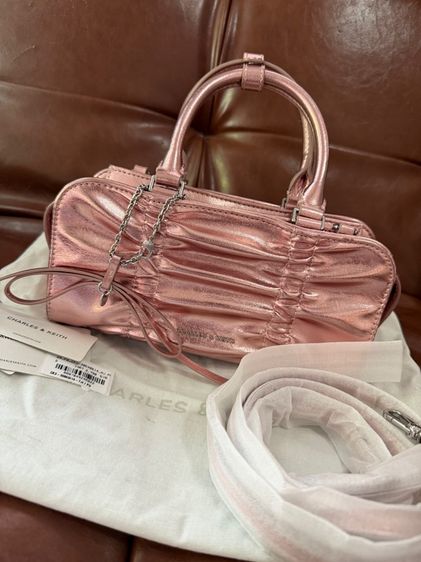 หญิง ชมพู หนัง PU charles and keith 