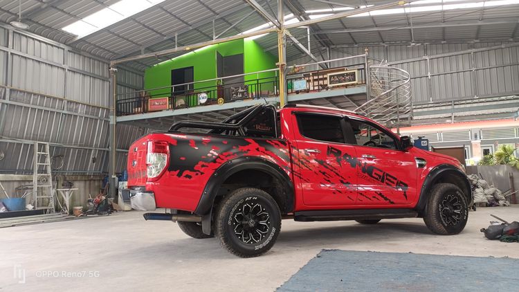 รถ Ford Ranger 2.2 Hi-Rider XLT สี แดง
