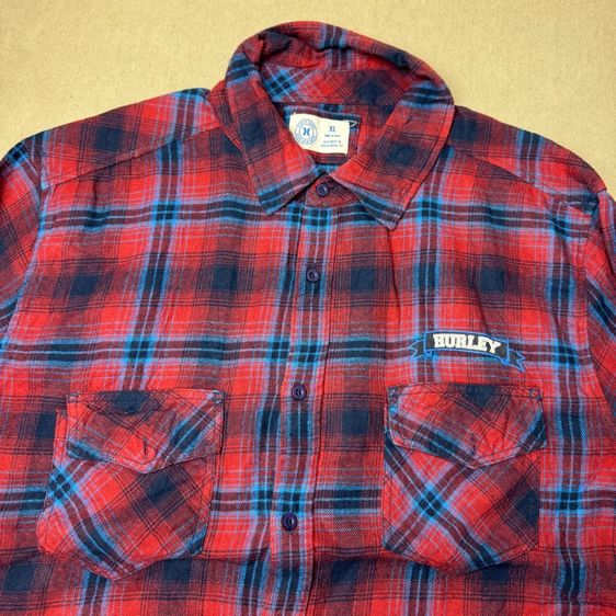 เสื้อเชิ้ต​ Hurley Skateboard Size XL  รูปที่ 3