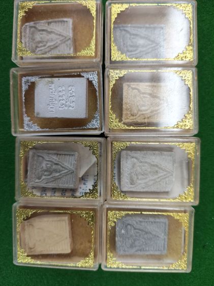 ขายสมเด็จวัดปากน้ำรุ่น 6 องค์ละ 300 บาทถ้าเหมาหมดคิด 2,000 บาทครับ