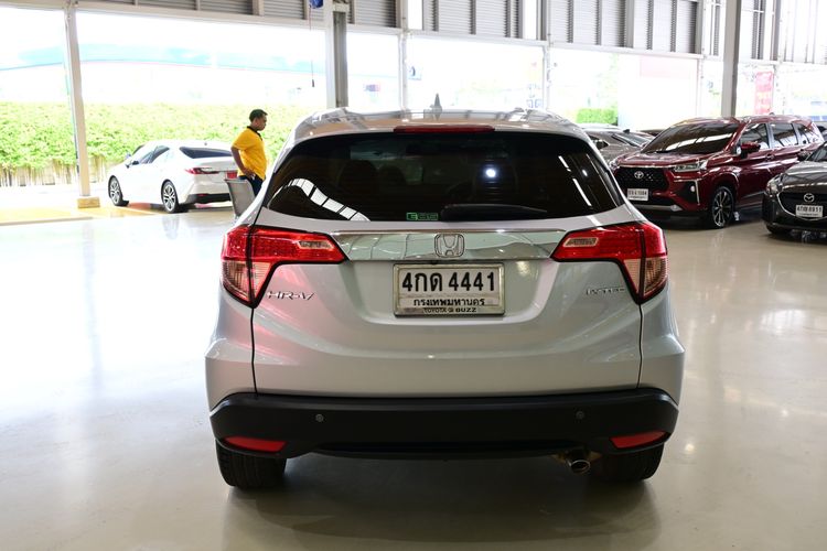Honda HR-V 2015 1.8 E Utility-car เบนซิน ไม่ติดแก๊ส เกียร์อัตโนมัติ บรอนซ์เงิน รูปที่ 4