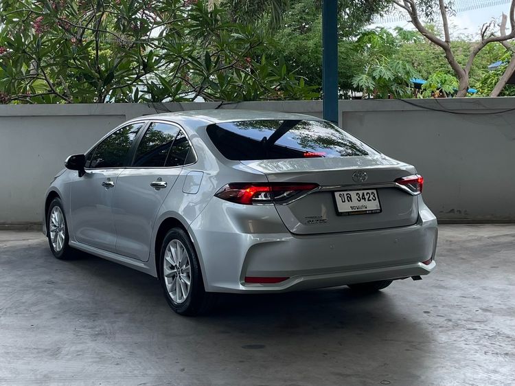 Toyota Altis 2021 1.6 G Sedan เบนซิน ไม่ติดแก๊ส เกียร์อัตโนมัติ บรอนซ์เงิน รูปที่ 4