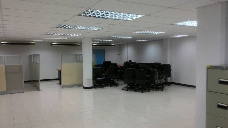 อาคารพาณิชย์ทำเลทองให้เช่า ติดถนนบรมราชชนนี ใกล้ Central Pinklao รูปที่ 4