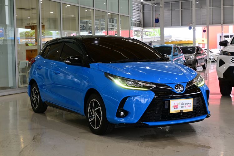 Toyota Yaris 2020 1.2 Sport Premium Sedan เบนซิน ไม่ติดแก๊ส เกียร์อัตโนมัติ ฟ้า รูปที่ 2
