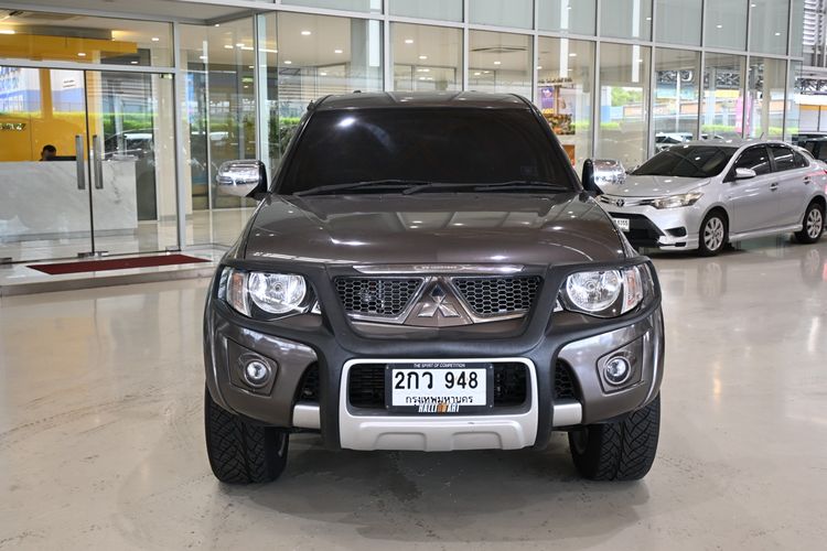รถ Mitsubishi Triton 2.5 GL VG Turbo 4WD สี น้ำตาล