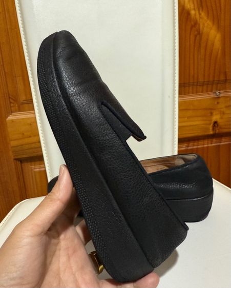 รองเท้าคัทชูหนัง Fitflop รูปที่ 9