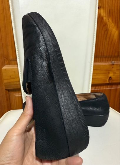 รองเท้าคัทชูหนัง Fitflop รูปที่ 10