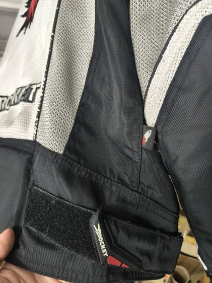  เสื้อการ์ด Procket Size M สภาพสวย พร้อมใส่ รูปที่ 11
