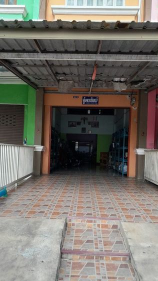 ขายตึก