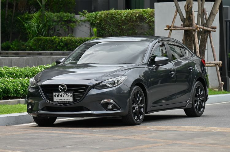 รถ Mazda Mazda3 2.0 S สี เทา