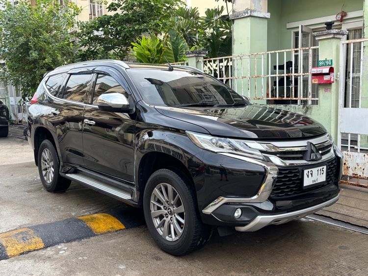รถ Mitsubishi Pajero Sport 2.4 GT Premium สี ดำ