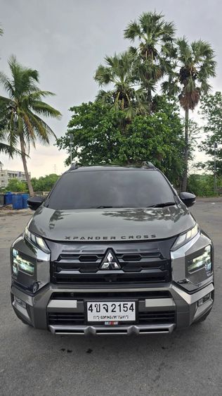รถ Mitsubishi Xpander Cross 1.5 สี เทา