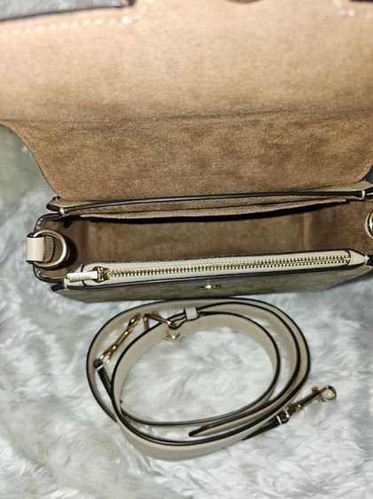 Coach Morgan Top Handle รูปที่ 8